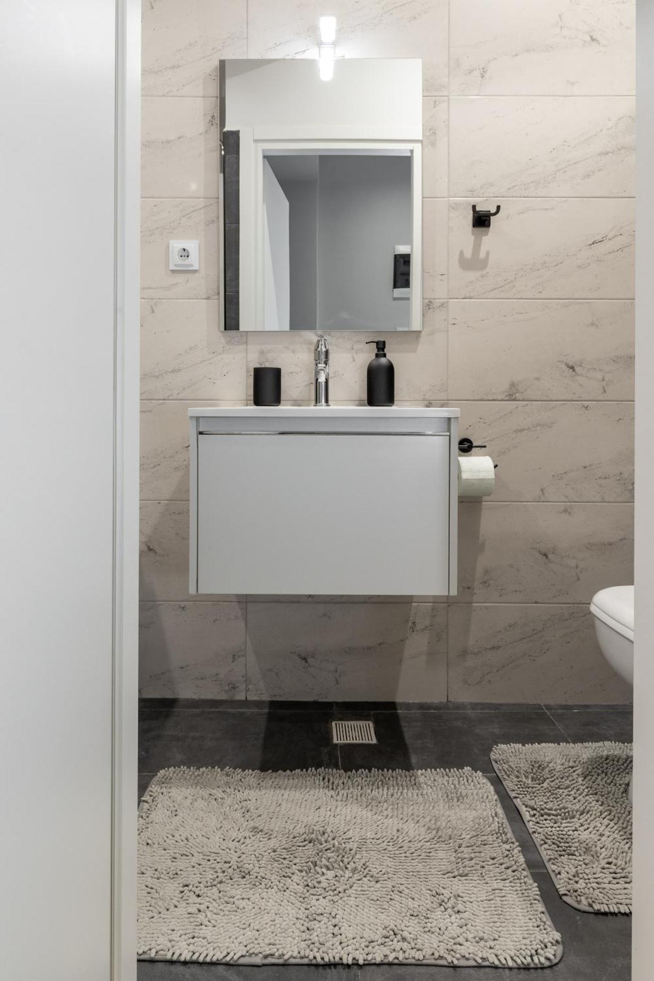 Modern 305 Xanthi